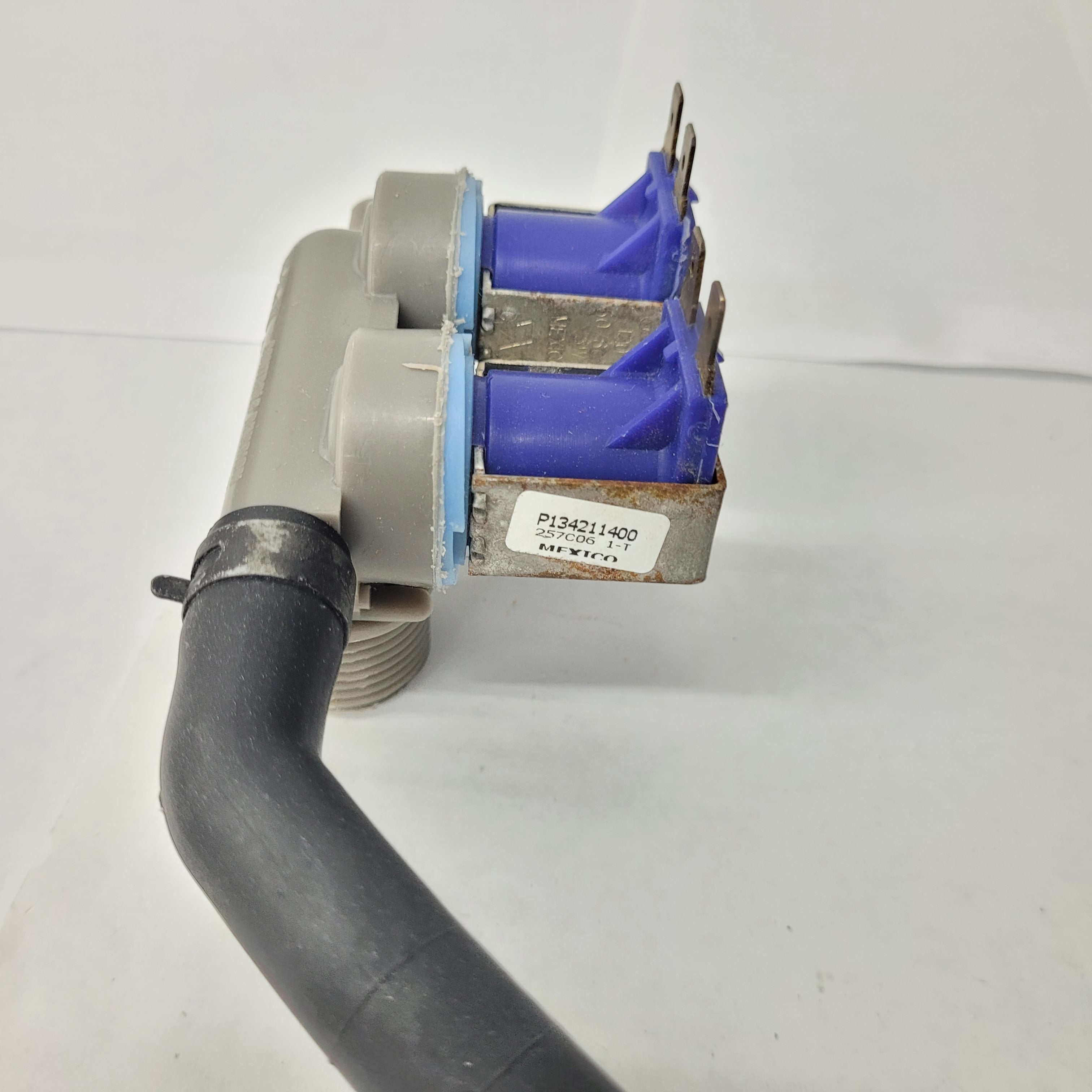 Frigidaire Washing Machine Water Inlet Valve 134211400 Frigidaire Washing Machine Water Inlet Valve 134211400
